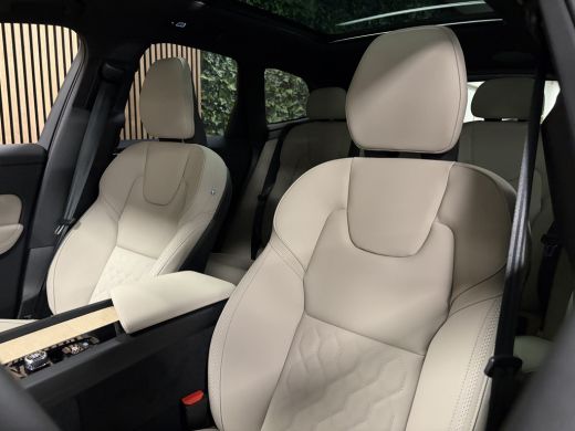 Volvo  XC60 T8 AWD Recharge Ultra Dark Vol! | 455pk | Bowers & Wilkins | Luchtvering | Trekhaak | Mulberry Re... ActivLease financial lease