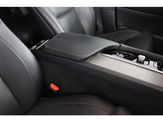 Volvo  XC90 T8 AWD Ultimate Dark ActivLease financial lease