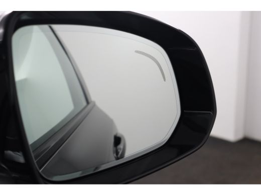 Volvo  XC90 T8 AWD Ultimate Dark ActivLease financial lease