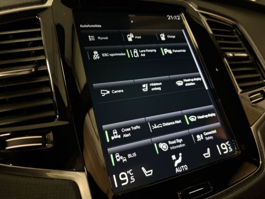 Volvo  XC90 T8 AWD Recharge Inscription Luchtvering | Trekhaak | Harman Kardon | Schuifdak | Head- Up Display... ActivLease financial lease