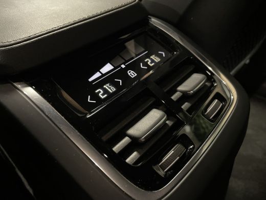 Volvo  XC90 T8 AWD Recharge R-Design Long Range Trekhaak | 455pk | Adaptieve Cruise Control | Stoel en Stuurw... ActivLease financial lease