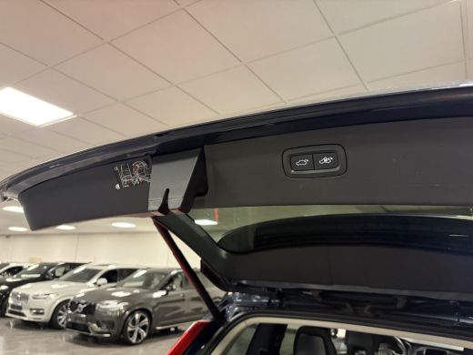 Volvo  XC90 T8 AWD Recharge R-Design Trekhaak | Schuifdak | Adaptieve Cruise Control | Stoel en Stuurwielverw... ActivLease financial lease