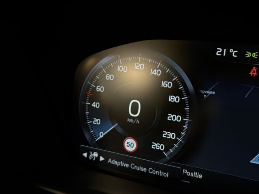 Volvo  XC90 T8 AWD Recharge R-Design Trekhaak | Schuifdak | Adaptieve Cruise Control | Stoel en Stuurwielverw... ActivLease financial lease