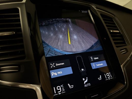 Volvo  XC90 T8 AWD Recharge R-Design Trekhaak | Schuifdak | Adaptieve Cruise Control | Stoel en Stuurwielverw... ActivLease financial lease
