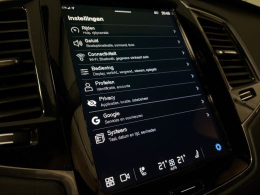 Volvo  XC90 T8 AWD Recharge Ultimate Bright Trekhaak | All Season Banden | 360° Camera | Head-Up Display | Ha... ActivLease financial lease