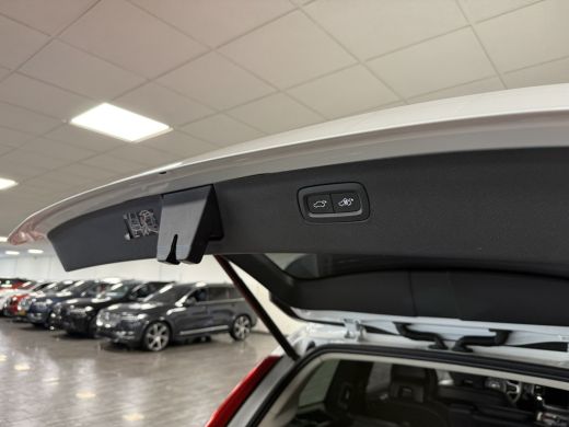 Volvo  XC90 T8 AWD Recharge Ultimate Dark Long Range Luchtvering | 360° Camera | 455pk | Head-Up Display | Cr... ActivLease financial lease