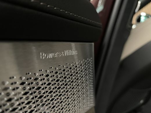 Volvo  XC90 T8 AWD Recharge Ultra Dark Vol! | Luchtvering | Bowers & Wilkins | 455pk | Alcantara hemel | 360°... ActivLease financial lease