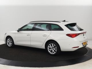 Seat Leon 1.0 TSI Style Intens | Camera | Carplay | Adaptive cruise | Navigatie | DAB | Full LED | Park Ass...
