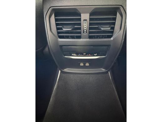 BMW 3 Serie Touring 330e M-Sport | Facelift | LED | Carplay ActivLease financial lease