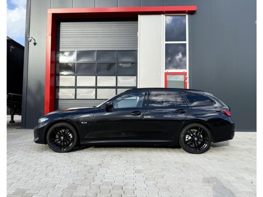 BMW 3 Serie Touring 330e M-Sport | Facelift | LED | Carplay ActivLease financial lease