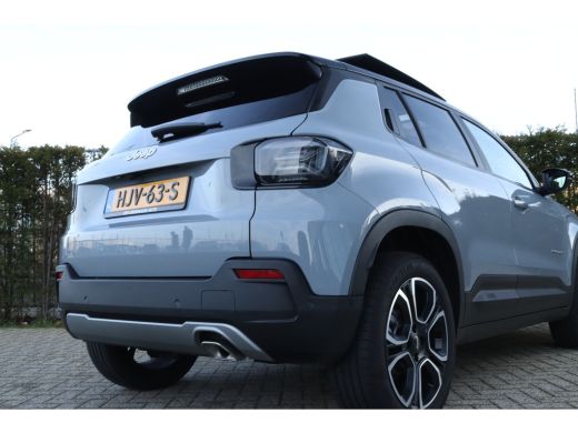 Jeep Avenger 1.2 e-Hybrid Summit | FULL OPTION | Schuifdak | JBL Audio | LEDER | Massage | Keyless | Stoelverw... ActivLease financial lease