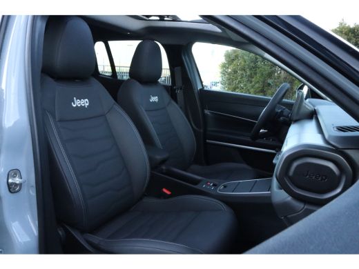 Jeep Avenger 1.2 e-Hybrid Summit | FULL OPTION | Schuifdak | JBL Audio | LEDER | Massage | Keyless | Stoelverw... ActivLease financial lease