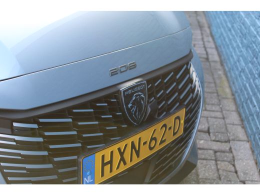 Peugeot 208 Allure | 16" Lichtmetalen velgen 'ELBORN' | Climate Control | Dashboard en deurpanelen in kunstst... ActivLease financial lease
