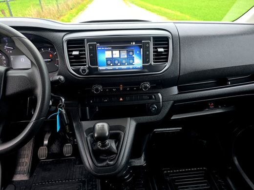 Toyota ProAce 2.0 D-4D Long L3 H1 - 145 Pk - Euro 6 - ParkeerCamera - Airco - Cruise Control - AppleCarplay And... ActivLease financial lease
