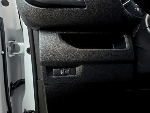 Toyota ProAce 2.0 D-4D Long L3 H1 - 145 Pk - Euro 6 - ParkeerCamera - Airco - Cruise Control - AppleCarplay And... ActivLease financial lease