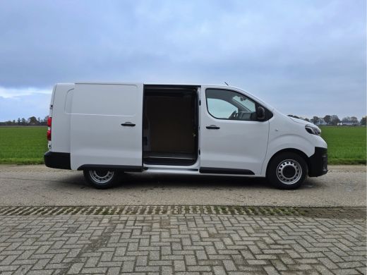Toyota ProAce 2.0 D-4D Long L3 H1 - 145 Pk - Euro 6 - ParkeerCamera - Airco - Cruise Control - AppleCarplay And... ActivLease financial lease