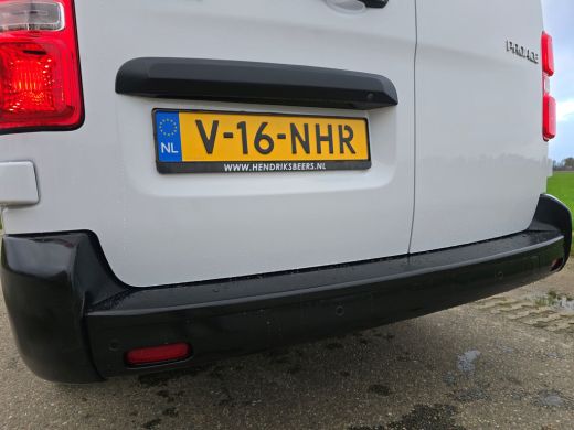 Toyota ProAce 2.0 D-4D Long L3 H1 - 145 Pk - Euro 6 - ParkeerCamera - Airco - Cruise Control - AppleCarplay And... ActivLease financial lease