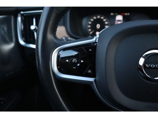 Volvo  V90 2.0 T8 AWD Inscription Panorama / Bowers & Wilkins / Pilot assist / Dode hoek / ActivLease financial lease