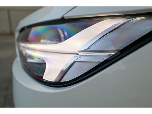 Volvo  V90 2.0 T8 AWD Inscription Panorama / Bowers & Wilkins / Pilot assist / Dode hoek / ActivLease financial lease