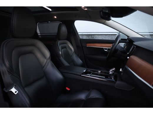 Volvo  V90 2.0 T8 AWD Inscription Panorama / Bowers & Wilkins / Pilot assist / Dode hoek / ActivLease financial lease