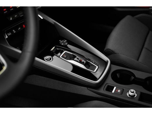 Audi A3 Sportback 40 TFSI e Advanced edition 204PK | Camera achter | Navigatie | Adaptieve cruise control... ActivLease financial lease