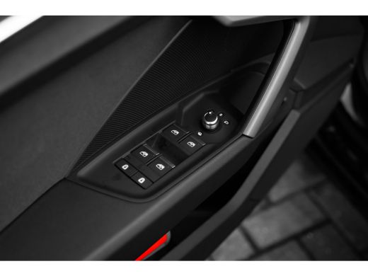 Audi A3 Sportback 40 TFSI e Advanced edition 204PK | Camera achter | Navigatie | Adaptieve cruise control... ActivLease financial lease