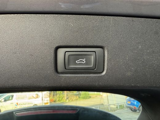 Audi Q4 e-tron 40 Advanced 77 kWh | Navi | Leder | Virtual | ActivLease financial lease