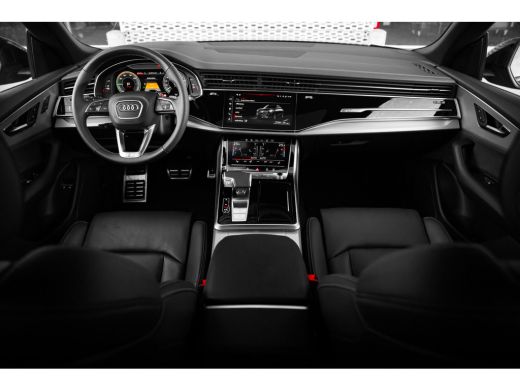 Audi Q8 55 TFSI e quattro Pro Line | Achterbank verstelbaar | Achterbank verwarmd | Cruise control adapti... ActivLease financial lease