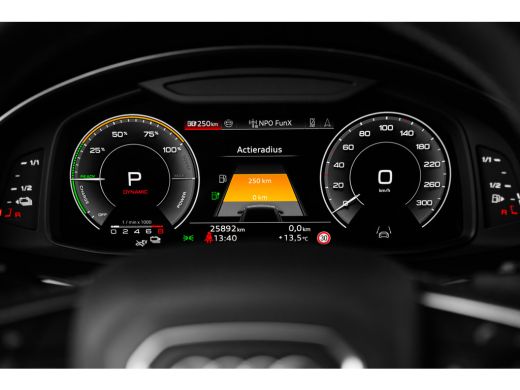 Audi Q8 55 TFSI e quattro Pro Line | Achterbank verstelbaar | Achterbank verwarmd | Cruise control adapti... ActivLease financial lease