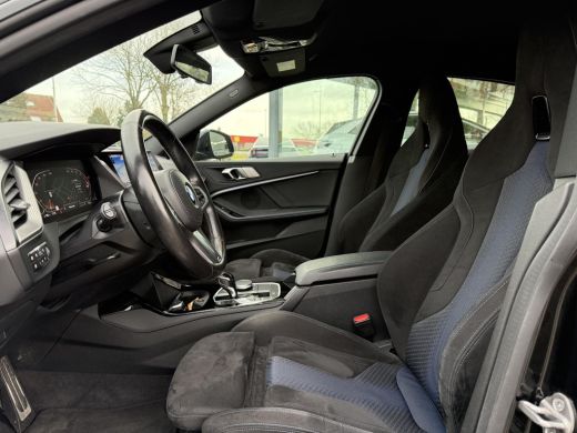 BMW 2 Serie Gran Coup&eacute; 218i Aut. M-Sport | Sportstoelen | Navi | Live Cockpit | ActivLease financial lease
