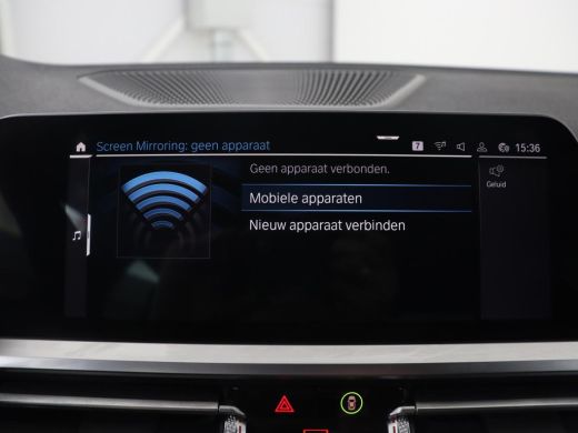 BMW 3 Serie 320e M Sport | Leder | Trekhaak | Stoelverwarming | Carplay | Sportstoelen | Laserlicht | Live Co... ActivLease financial lease