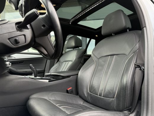 BMW 5 Serie Touring 520e Aut. Hybrid BuExe Editon Plus | Panorama | Leder | Memory | BMW Laser | New Model | ... ActivLease financial lease