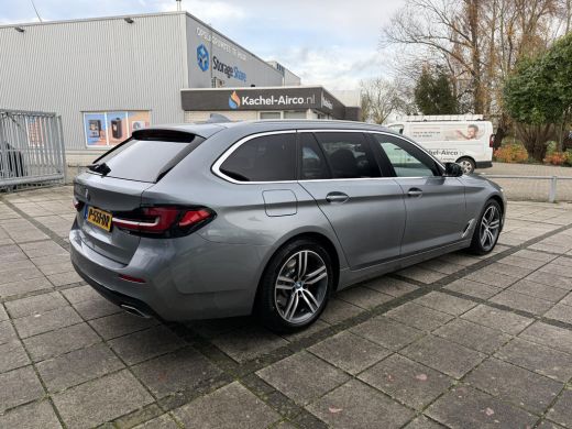 BMW 5 Serie Touring 520e Aut. Hybrid BuExe Editon Plus | Panorama | Leder | Memory | BMW Laser | New Model | ... ActivLease financial lease