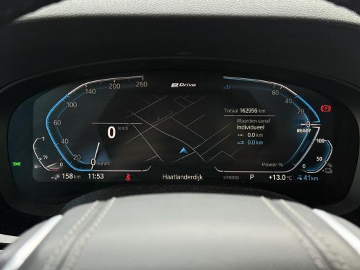 BMW 5 Serie Touring 520e Aut. Hybrid BuExe Editon Plus | Panorama | Leder | Memory | BMW Laser | New Model | ... ActivLease financial lease