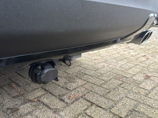 Ford Explorer 3.0 V6 EcoBoost PHEV ST-Line | Pano | Stoel Verkoeling | Trekhaak | 7-Persoons ActivLease financial lease