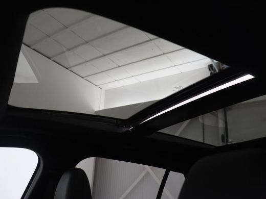 Ford Focus 1.5 EcoBoost ST Line X | Panoramadak | Half leder | Stoel & stuurverwarming | Adaptive cruise | C... ActivLease financial lease