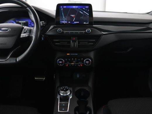 Ford Focus 1.5 EcoBoost ST Line X | Panoramadak | Half leder | Stoel & stuurverwarming | Adaptive cruise | C... ActivLease financial lease