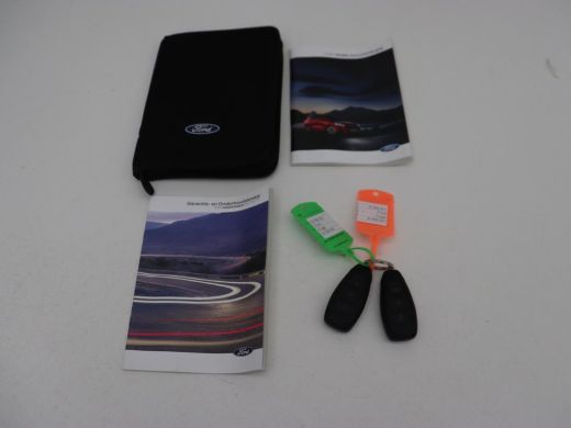 Ford Kuga 2.5 PHEV ST-Line | Trekhaak | Adaptive cruise | Carplay | 360 Camera | Navigatie | Park Assist | ... ActivLease financial lease