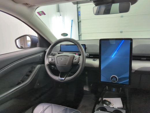 Ford Mustang Mach-E Mach-E Aut. Extended 98kWh | Trekhaak | Leder | Navi | B&O Sound | 360 Camera | ActivLease financial lease