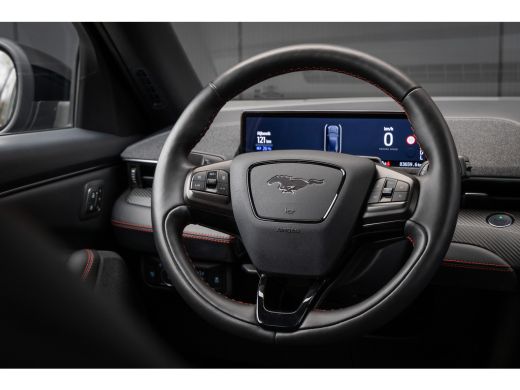 Ford Mustang Mach-E Mach-E Extended AWD 98 kWh | Panoramadak | B&O Audio | BTW -auto | Electrische achterklep | Camer... ActivLease financial lease