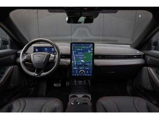 Ford Mustang Mach-E Mach-E Extended AWD 98 kWh | Panoramadak | B&O Audio | BTW -auto | Electrische achterklep | Camer... ActivLease financial lease