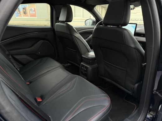 Ford Mustang Mach-E Mach-E Extended AWD 98kWh First Edition | Panorama | Leder | B&O Sound | 360 Camera | ActivLease financial lease