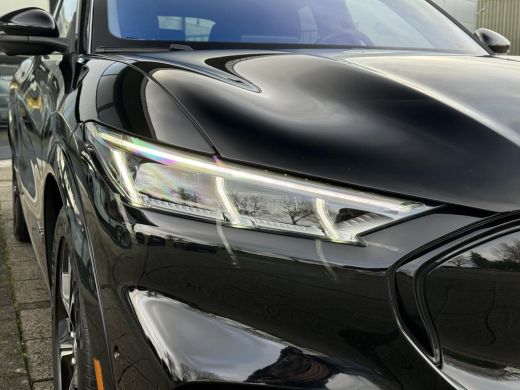 Ford Mustang Mach-E Mach-E Extended AWD 98kWh First Edition | Panorama | Leder | B&O Sound | 360 Camera | ActivLease financial lease