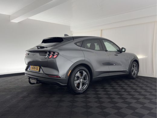 Ford Mustang Mach-E Mach-E RWD 75 kWh (3-Fase) {SOH-93%} (INCL-BTW) Aut. *LUXURY-LEATHER | FULL-LED | DAB+ | DIGI-COC... ActivLease financial lease