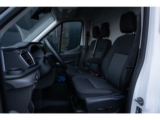 Ford Transit 350 2.0 TDCI L3H2 Trend | Nieuw model | Parkeercamera | Bijrijdersbank | Trekhaak | Stoel & stuur... ActivLease financial lease