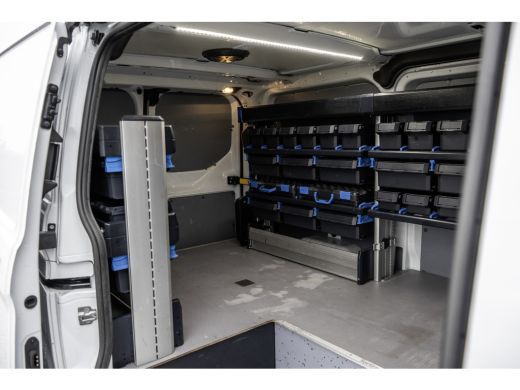 Ford Transit Custom 2.0 TDCI L1H1 | Volledig ingericht | Airco | Cruise | 3-zits ActivLease financial lease