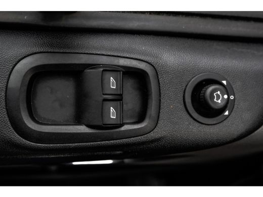 Ford Transit Custom 2.0 TDCI L1H1 | Volledig ingericht | Airco | Cruise | 3-zits ActivLease financial lease