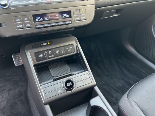 Hyundai Kona 1.6 GDI HEV N Line-Edition | Climate control| Navigatie| Apple Carplay| Achterruitrijcamera| ActivLease financial lease