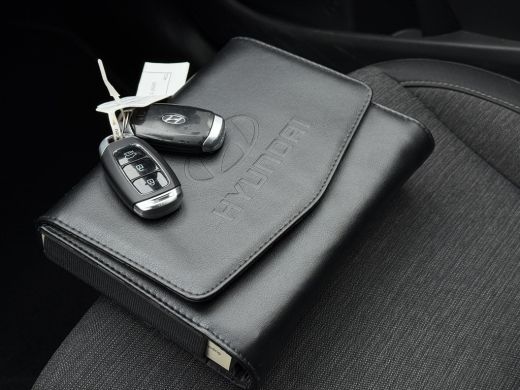 Hyundai Kona Aut. EV Comfort Smart Edition | Navi | Camera | KRELL Sound | ActivLease financial lease