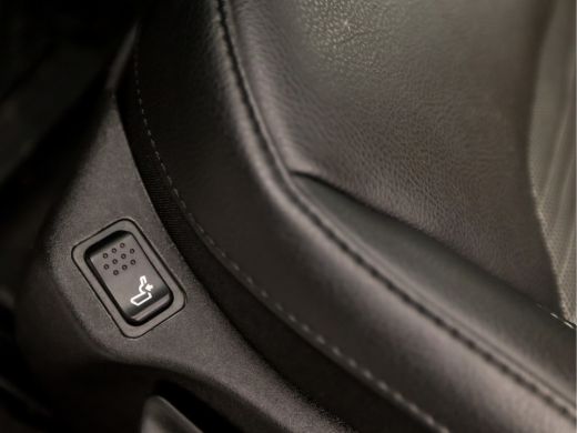 Jeep Compass 4xe 190 Plug-in Hybrid Electric Night Eagle Automaat (VIRTUAL COCKPIT, APPLE CARPLAY, STUUR/STOEL... ActivLease financial lease